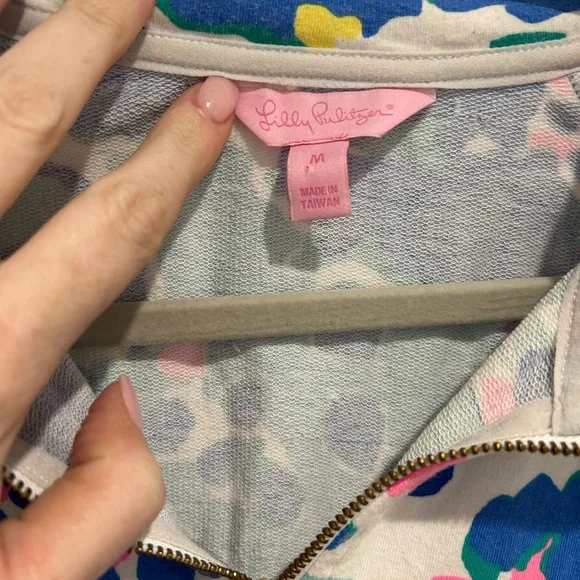 Lilly Pulitzer Multicolor Floral Quarter-Zip - Picture 2 of 2